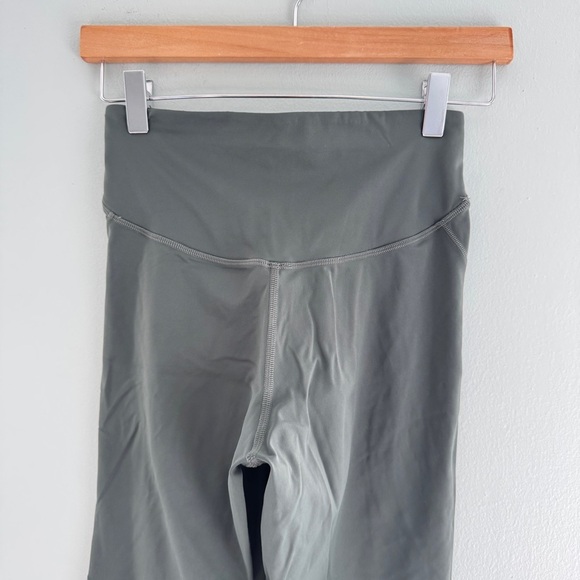 Lululemon Base Pace High-Rise Reflective Crop 23" - Picture 11 of 14